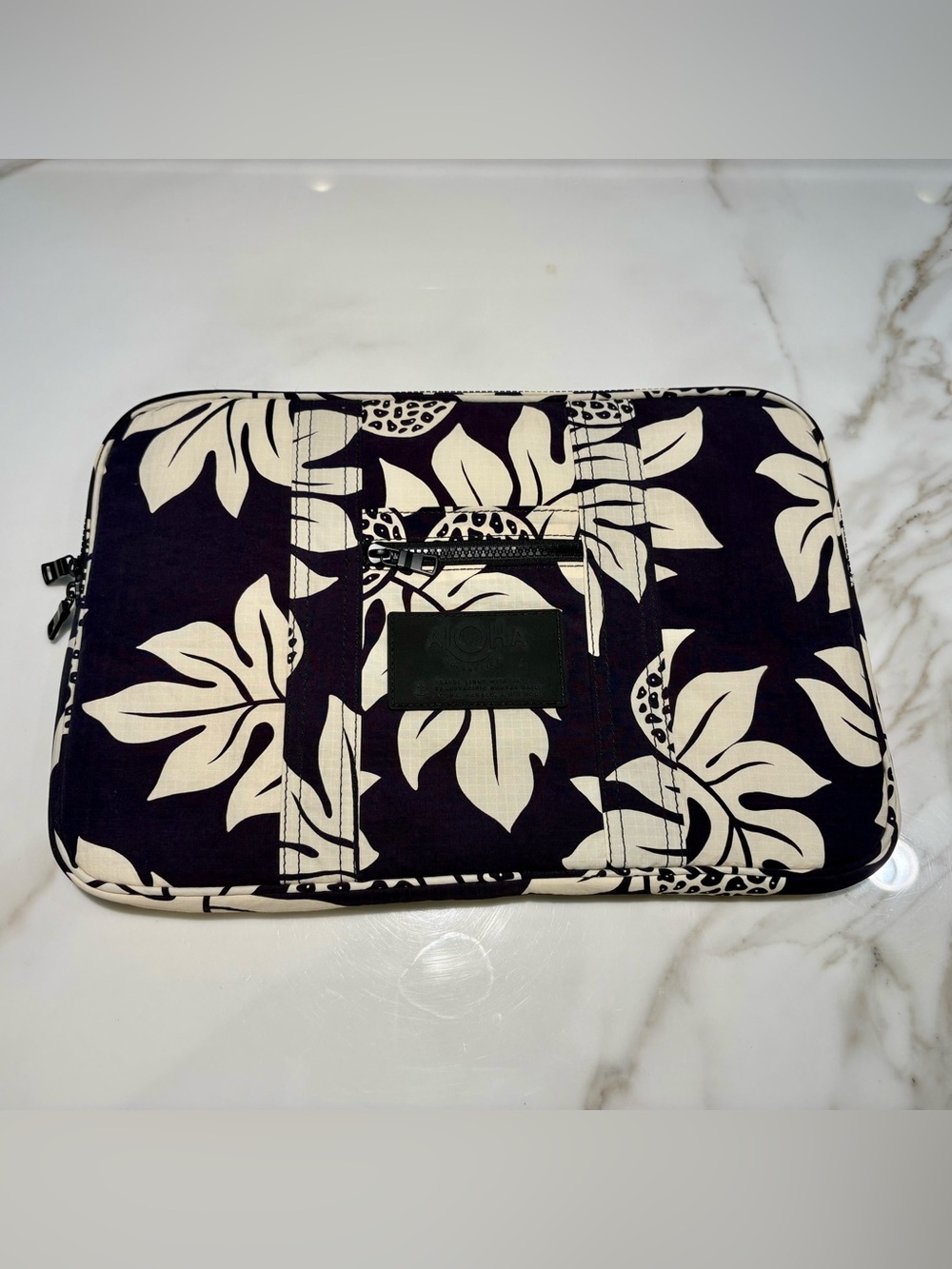Aloha Collection 16” Laptop Case